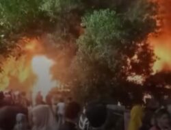 Tragedi Awal Tahun Baru 2025: Kebakaran Hanguskan Kantor Lurah dan Pemukiman