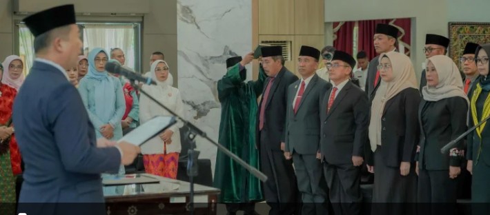 26 Pejabat Eselon II Dilantik, Gubernur Iqbal: Birokrasi NTB Harus Responsif