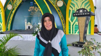 Baiq Husmariana, PLT kepala SD Negeri 15 Cakranegara