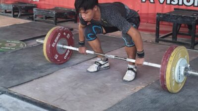 angkat besi, kejurnas 2025, pabsi ntb, lifter muda ntb, pon 2028, coach sorie enda nasution, karina de vega, olahraga ntb, kejurnas angkat besi, gor saparua bandung, atlet ntb, pembinaan atlet muda, olahraga prestasi, bandung 2025, pemusatan latihan angkat besi, coach suhaili